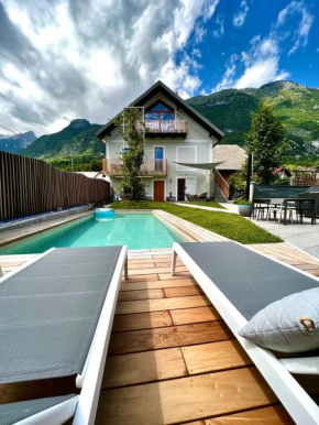 Emerald Valley Apartments